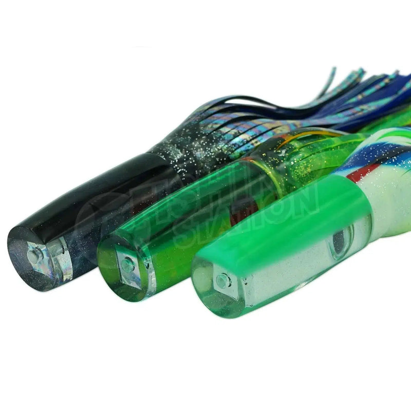 Load image into Gallery viewer, Marlin Magic Medium Hard Head-Lure - Skirted Trolling-Marlin Magic-Black Red Eye-Fishing Station