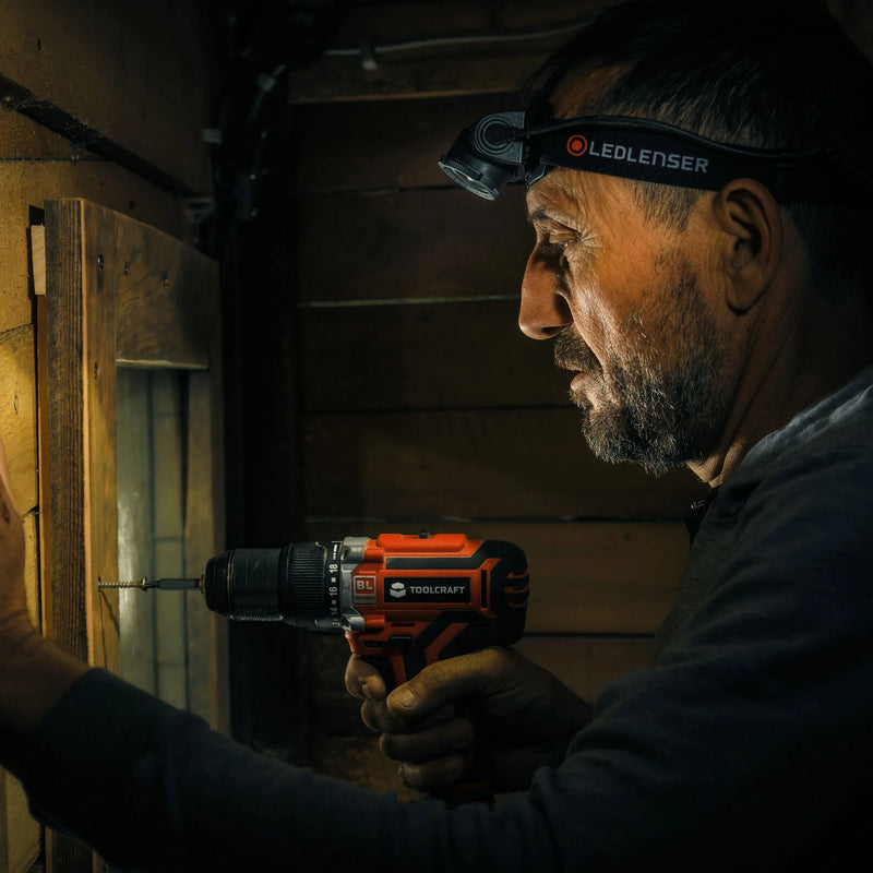 Load image into Gallery viewer, Led Lenser H7R Core 1000 Lumen Rechargeable Headlamp
