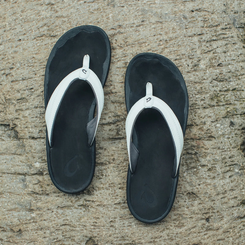 Load image into Gallery viewer, OluKai Ohana Womens Beach Sandals-Footwear-Olukai-Black-US 7-Fishing Station

