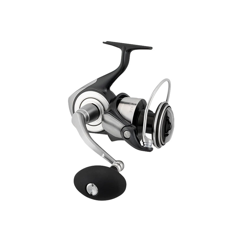 Load image into Gallery viewer, Daiwa 26 Certate SW Spin Reel
