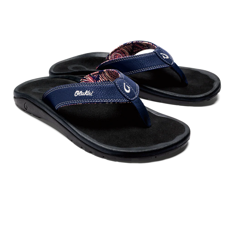 Load image into Gallery viewer, OluKai Ohana Mens Beach Sandal - Navy/Onyx
